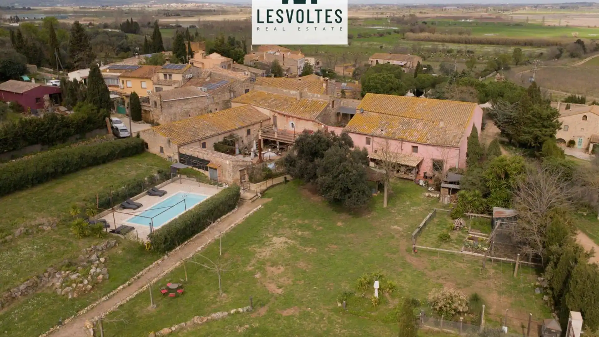 Exterior view of Houses for sale in Bellcaire d'Empordà  with Heating, Private garden and Parquet flooring