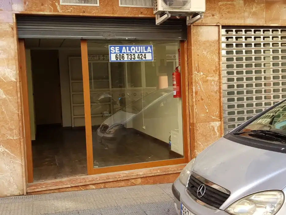 Local de alquiler en Benidorm con Aire acondicionado