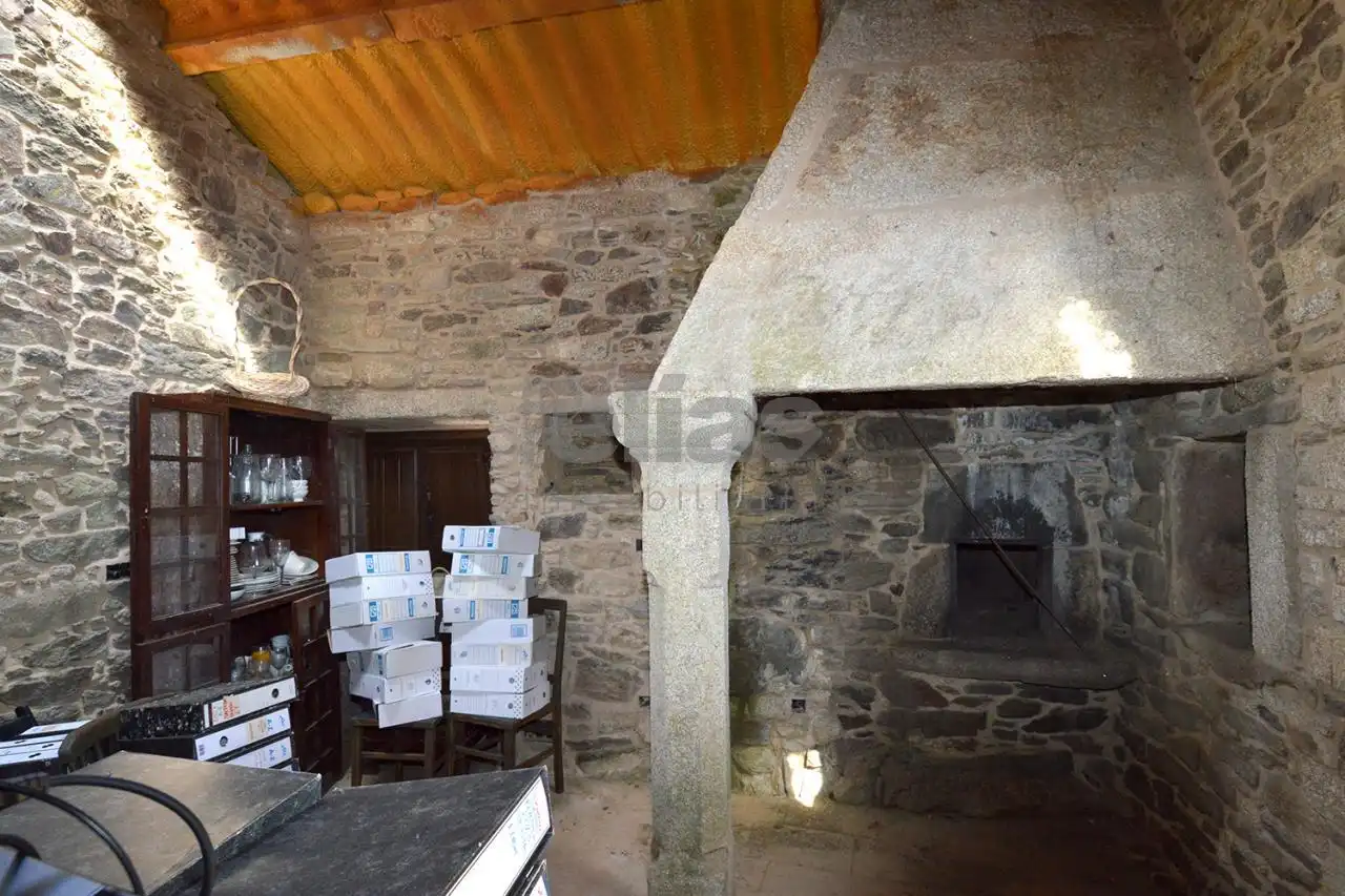 Casa o xalet en venda en Vimianzo amb Calefacció, Jardí privat i Terrassa