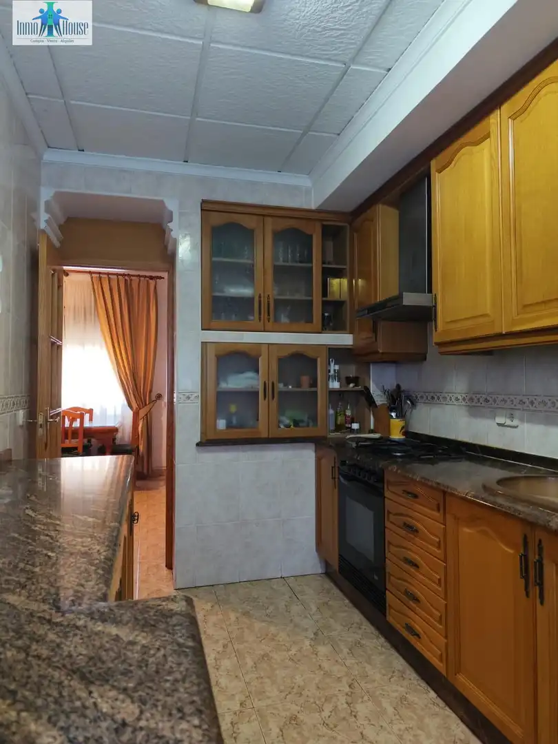 Cocina de Casa o chalet en venta en Valdeganga con Calefacción, Terraza y Trastero
