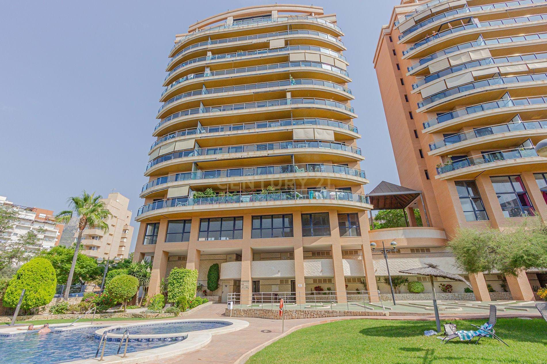 Vista exterior de Pis de lloguer en Calpe / Calp amb Aire condicionat