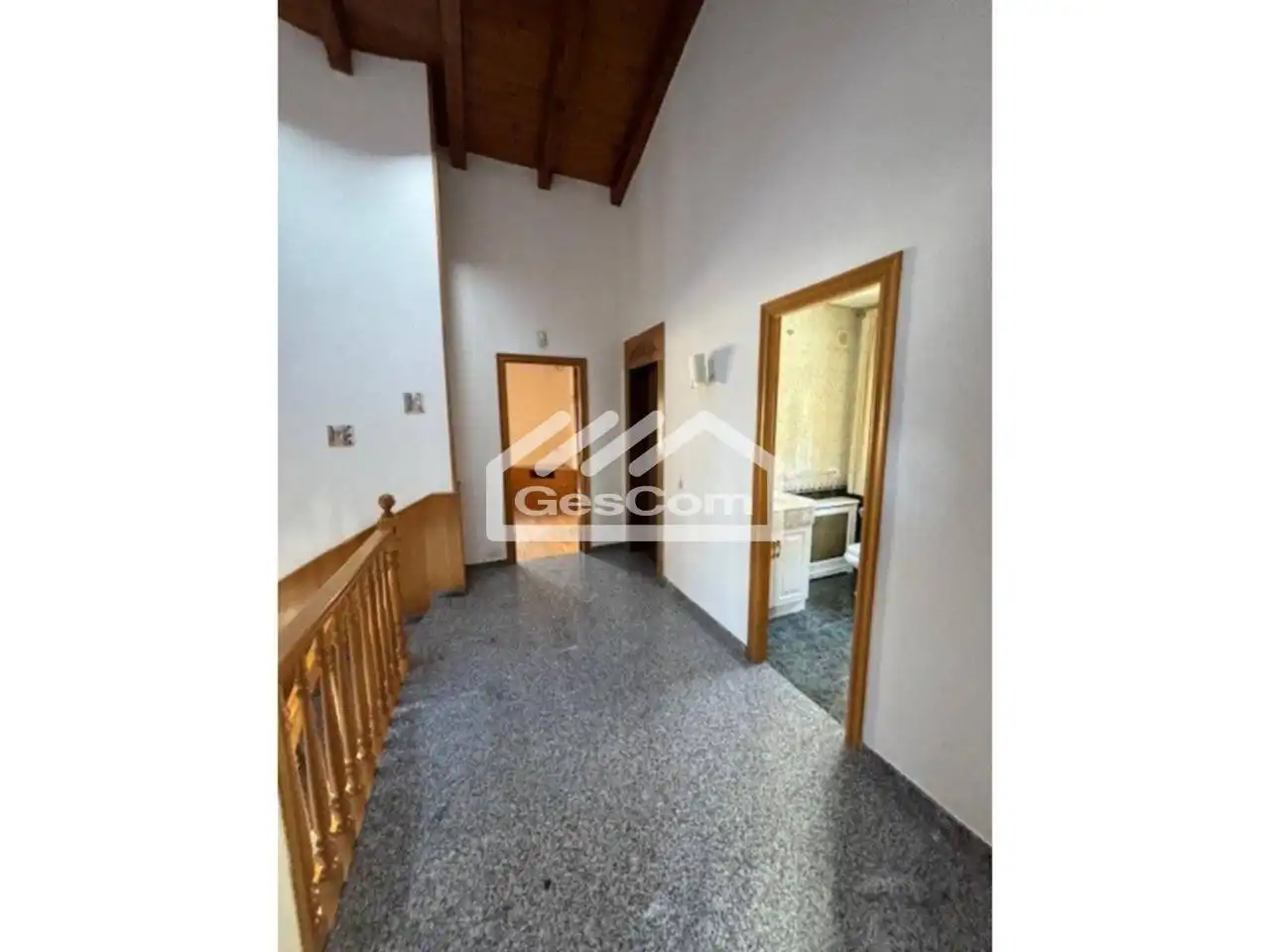Casa adosada en venta en Escaldes – Engordany con Calefacción y Jardín privado