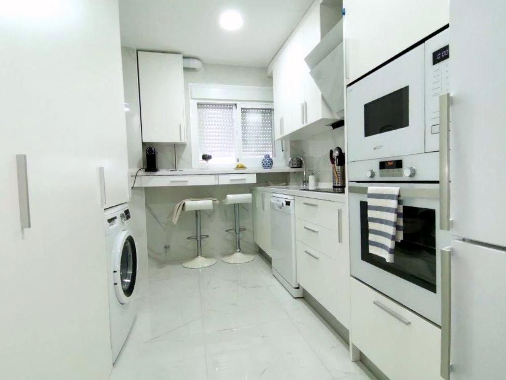 Kitchen of Flat to rent in Málaga Capital  with Air Conditioner, Heating and Terrace