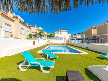 Villa avec piscine à vendre à Orihuela Costa