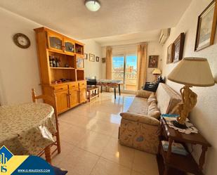 Sala d'estar de Àtic en venda en Torrevieja amb Aire condicionat, Calefacció i Terrassa