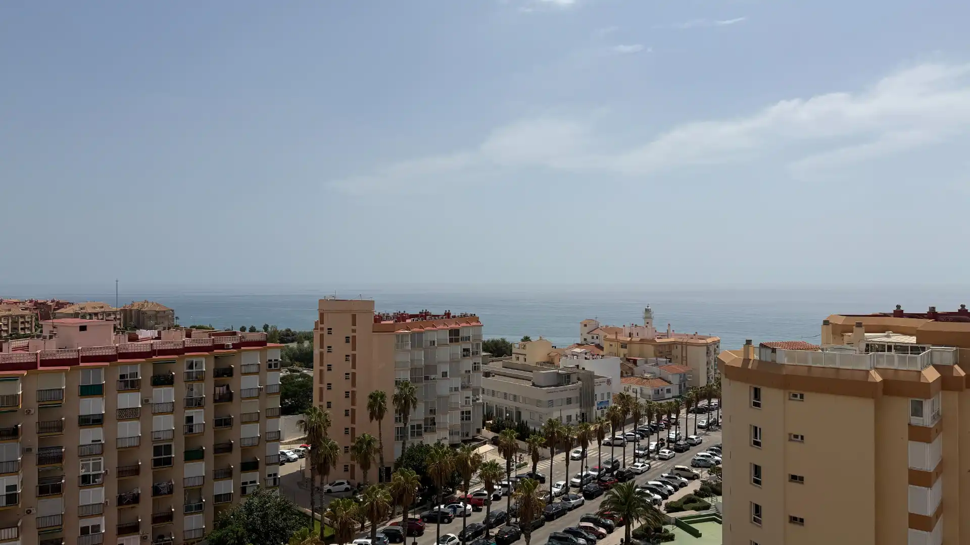 Außenansicht von Wohnung zum Verkauf in Torrox mit Möbliert, Ofen und Waschmaschine