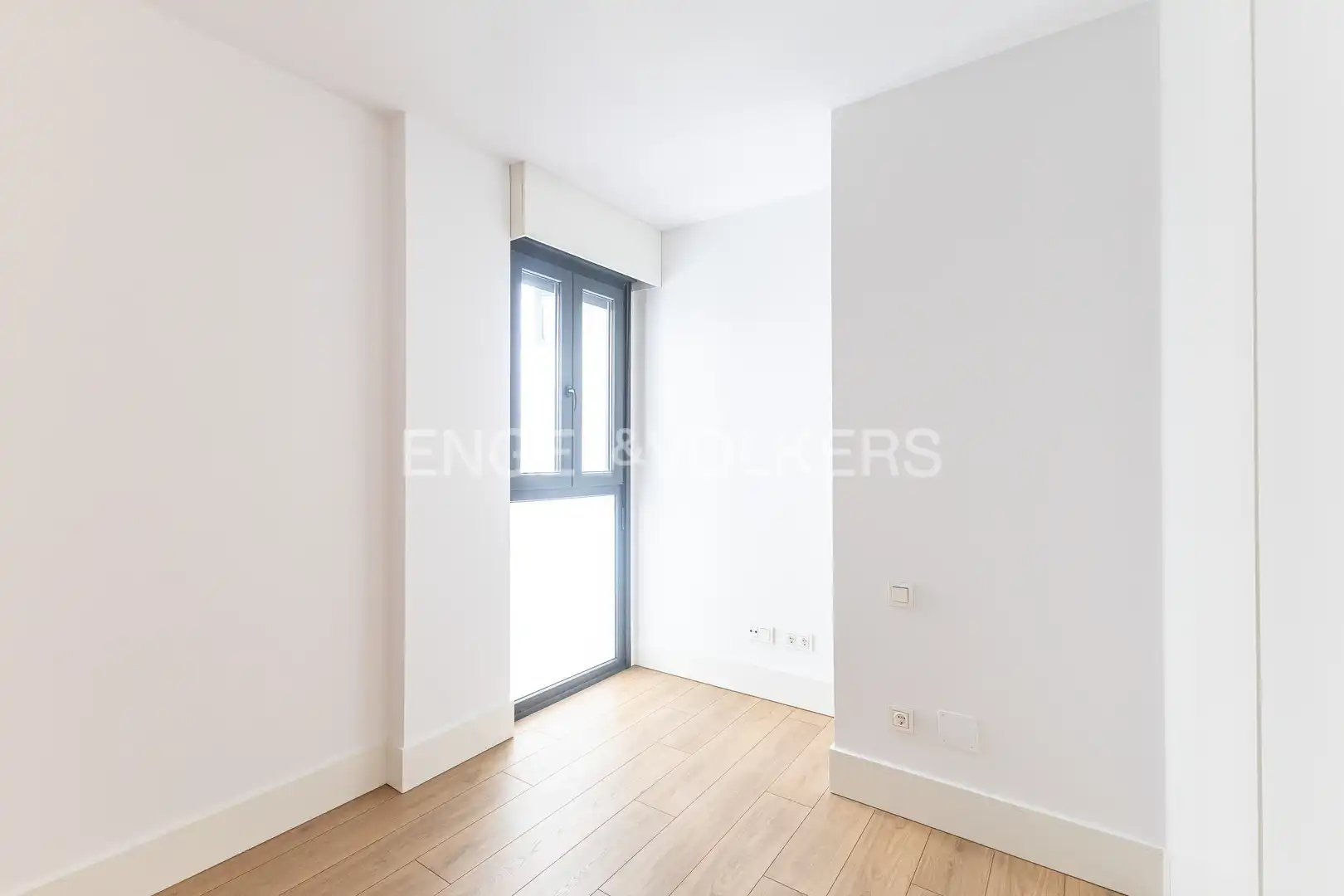 Schlafzimmer von Wohnung zur Miete in Madrid mit Klimaanlage, Heizung und Abstellraum