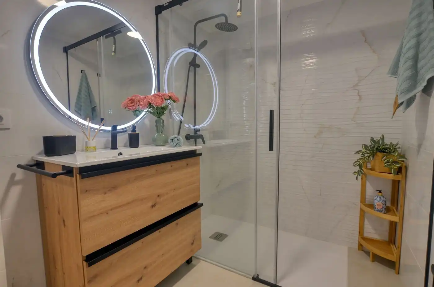 Bathroom of Apartments for sale in Empuriabrava  with Air Conditioner, Heating and Terrace