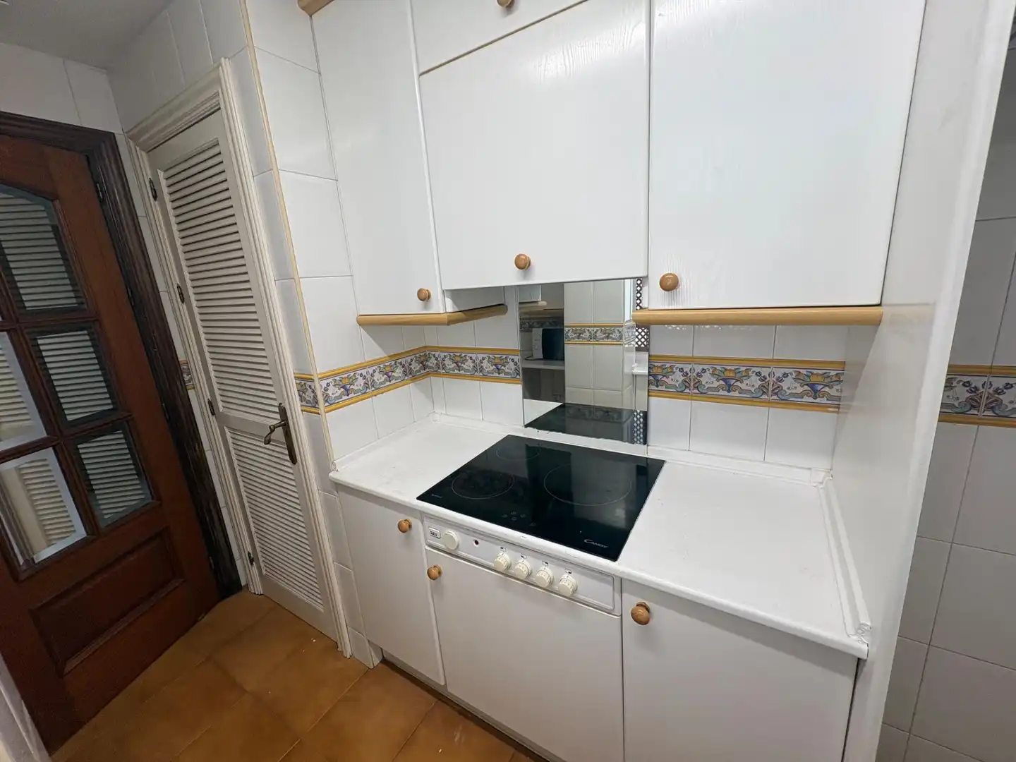 Cuina de Pis de lloguer en Córdoba amb Aire condicionat, Calefacció i Balcó