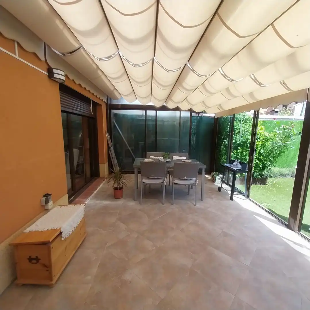 Casa a schiera con terrazza in vendita a Calle Ciriaco Velasco 18, imagen 6