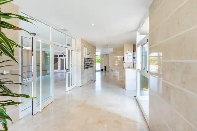 Apartament amb terrassa en venda a Via Parque, imagen 4