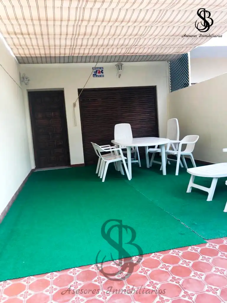 Casa bifamiliare con terrazza in vendita a Avinguda de Portugal, imagen 4