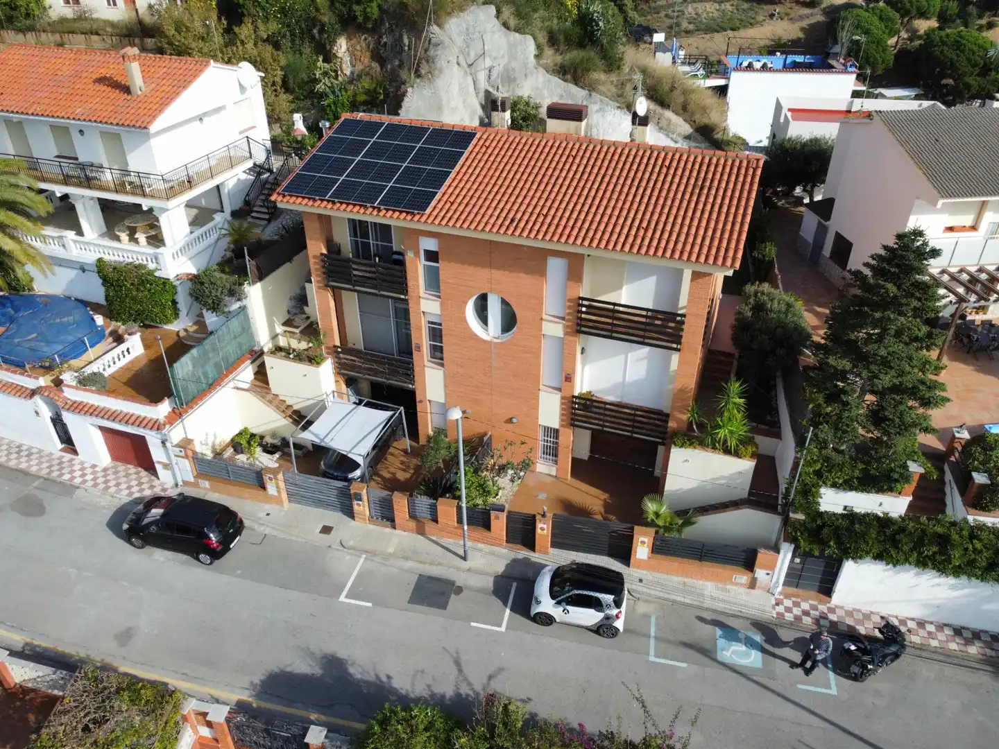 Vista exterior de Casa o chalet en venta en Pineda de Mar con Calefacción, Jardín privado y Piscina