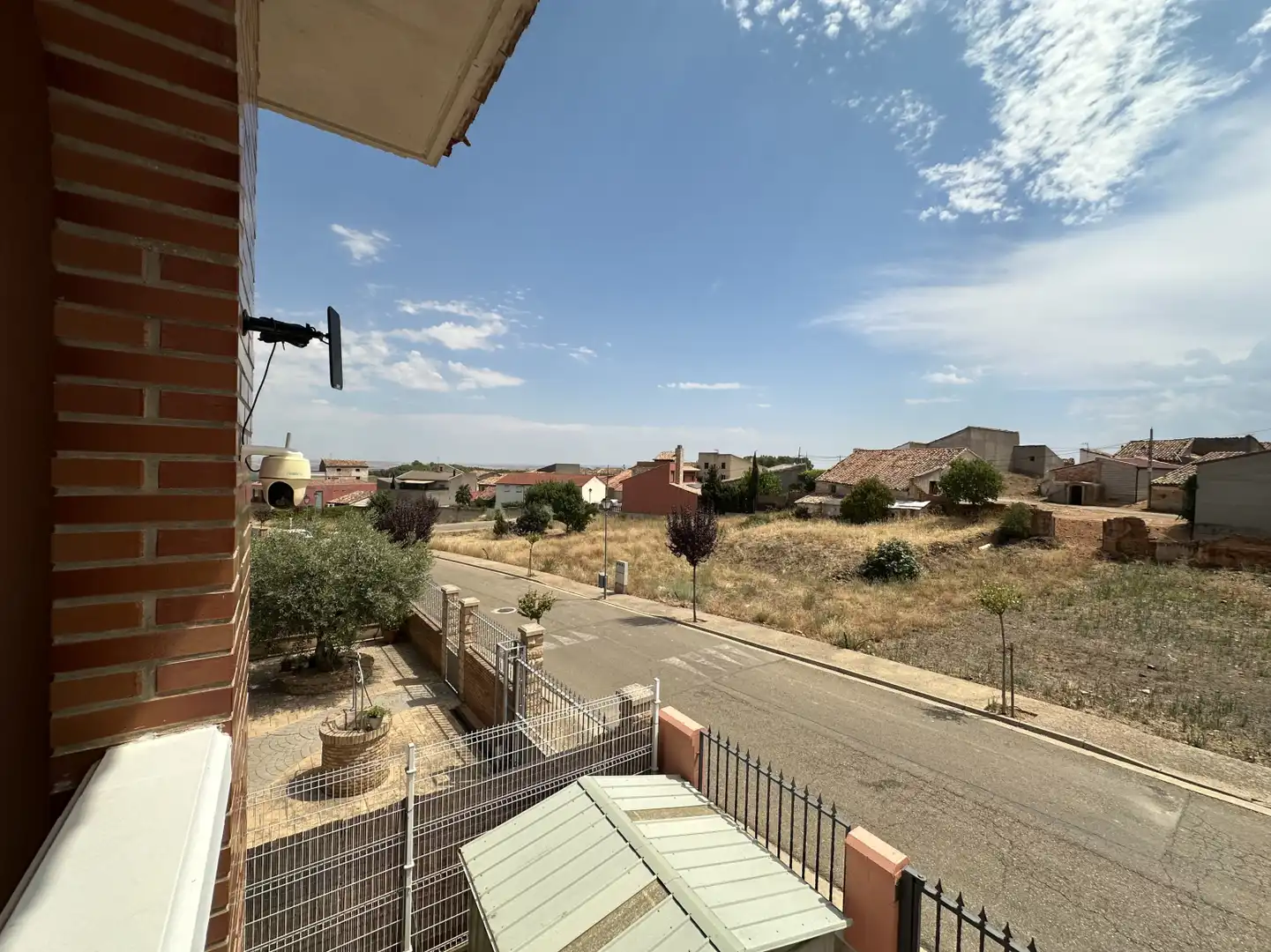 Vista exterior de Casa o chalet en venta en Almonacid de la Sierra con Aire acondicionado, Calefacción y Terraza