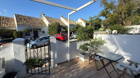 Foto 2 de Casa adosada en venda a Ronda de Alineadas, Río Real, Marbella