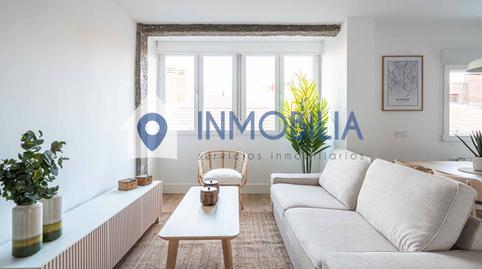 Foto 2 de Piso en venta en Calle Valderrobres, Canillejas, Madrid