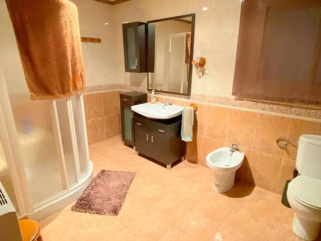 Baño de Piso en venta en Mogente / Moixent con Aire acondicionado, Calefacción y Terraza