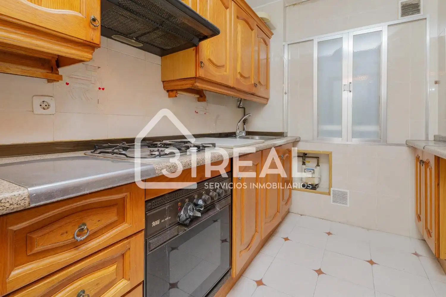 Cocina de Piso en venta en Madrid con Calefacción, Parquet y Terraza