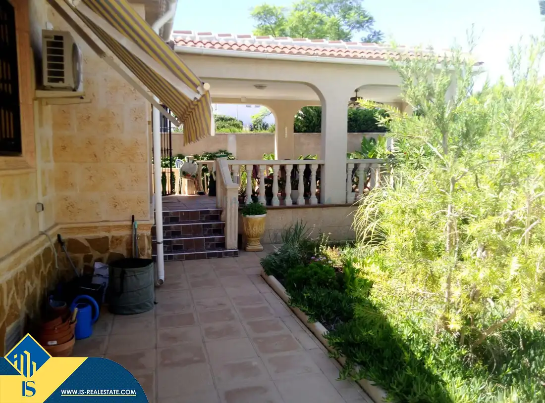 Chalet con piscina en venta en Los Balcones - Los Altos, imagen 31