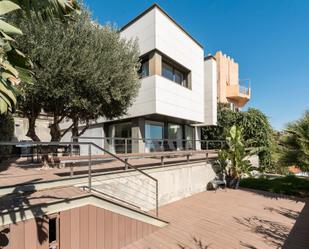 Exterior view of House or chalet for sale in  Barcelona Capital  with Air Conditioner, Heating and Parquet flooring