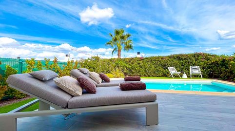 VILLA DE 3 DORMITORIOS 2 BAÑOS EN ALGORFA ORIHUELA COSTA, imatge 2