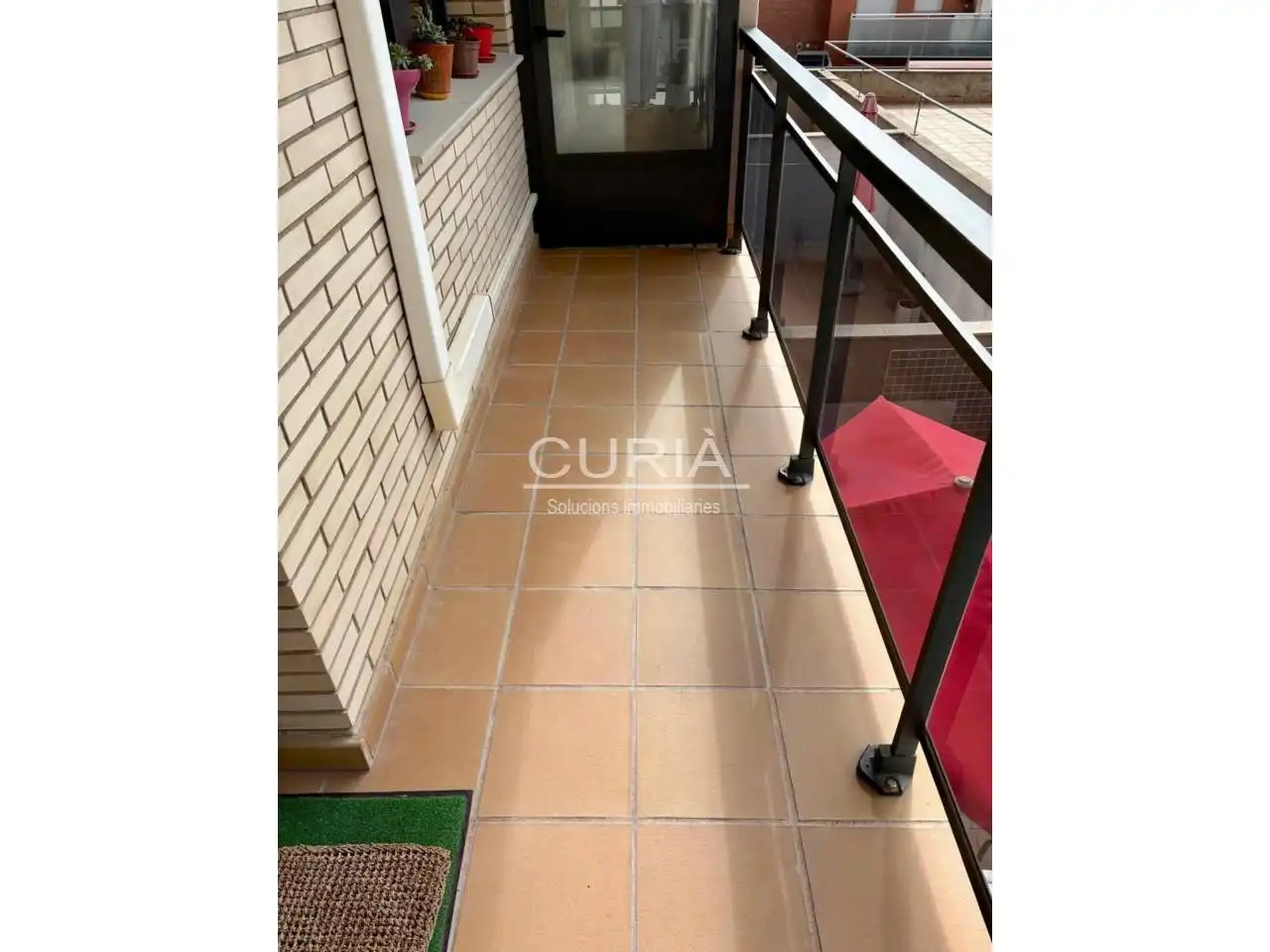 Piso en venta en Instituts - Universitat