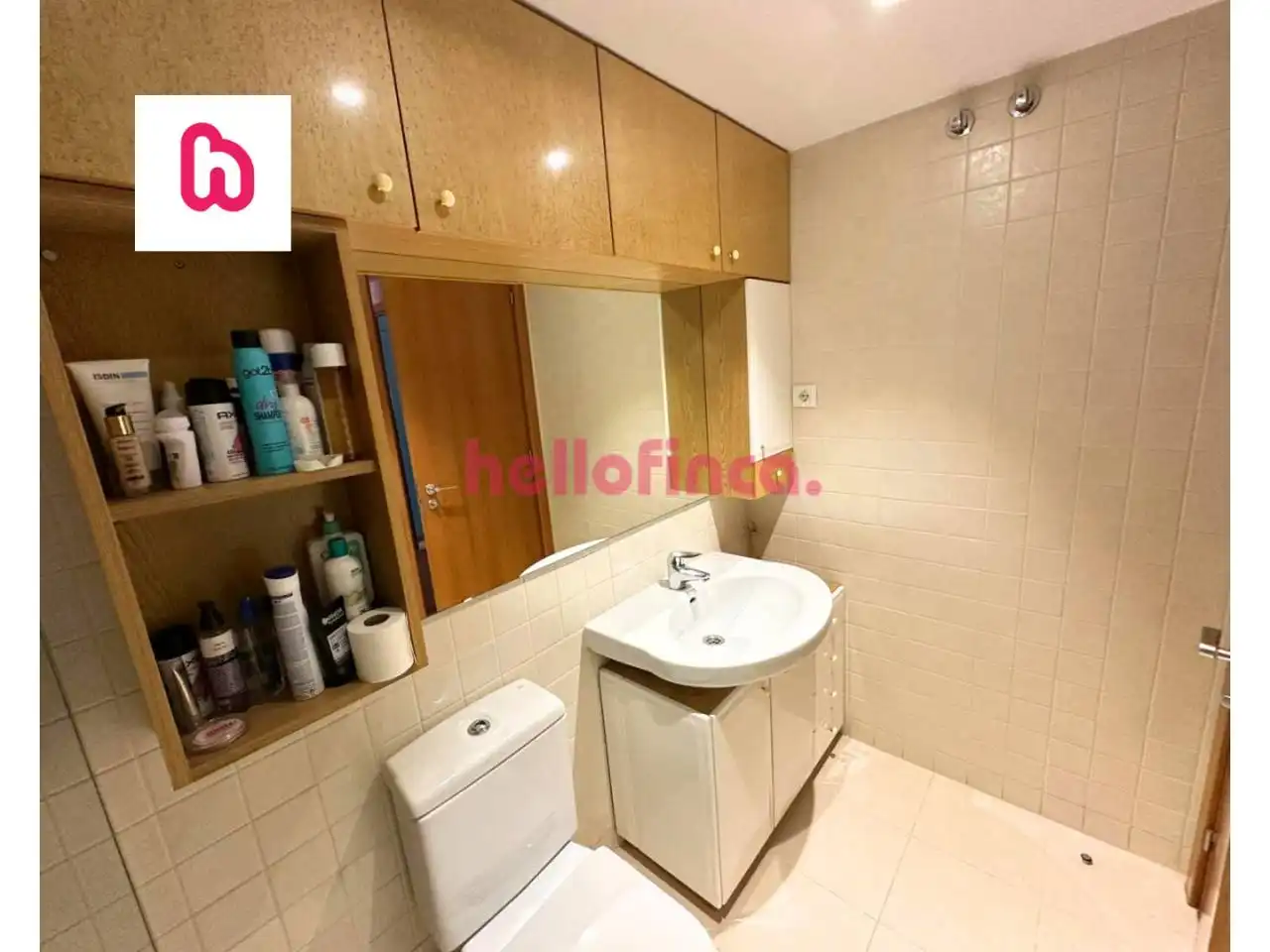 Badezimmer von Maisonette zum Verkauf in Badalona mit Heizung, Parkett und Terrasse