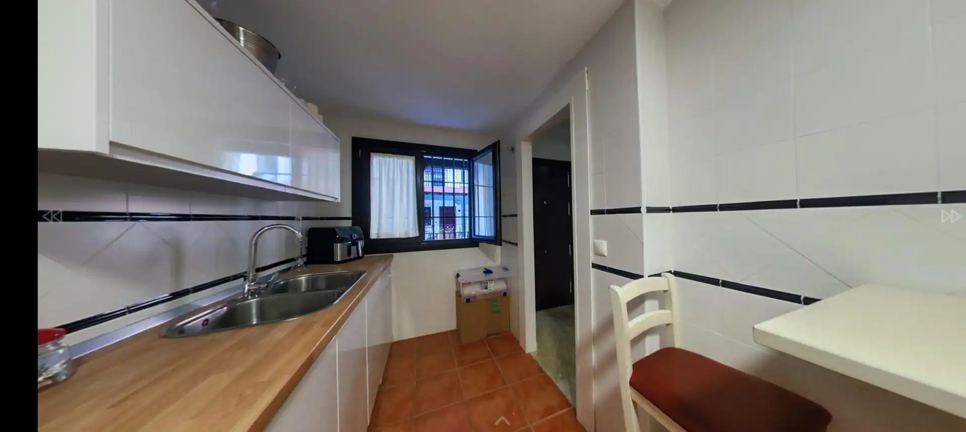 Cuina de Pis en venda en La Zubia amb Aire condicionat, Calefacció i Terrassa