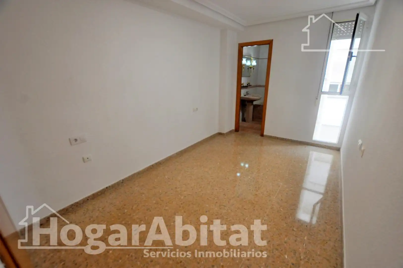Dormitori de Pis en venda en Valencia amb Aire condicionat i Calefacció