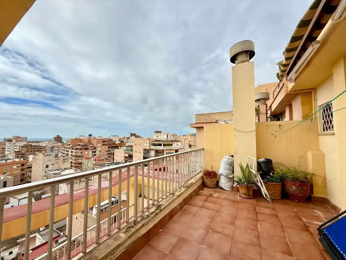 Piso con terraza en venta en Llevant, imagen 17