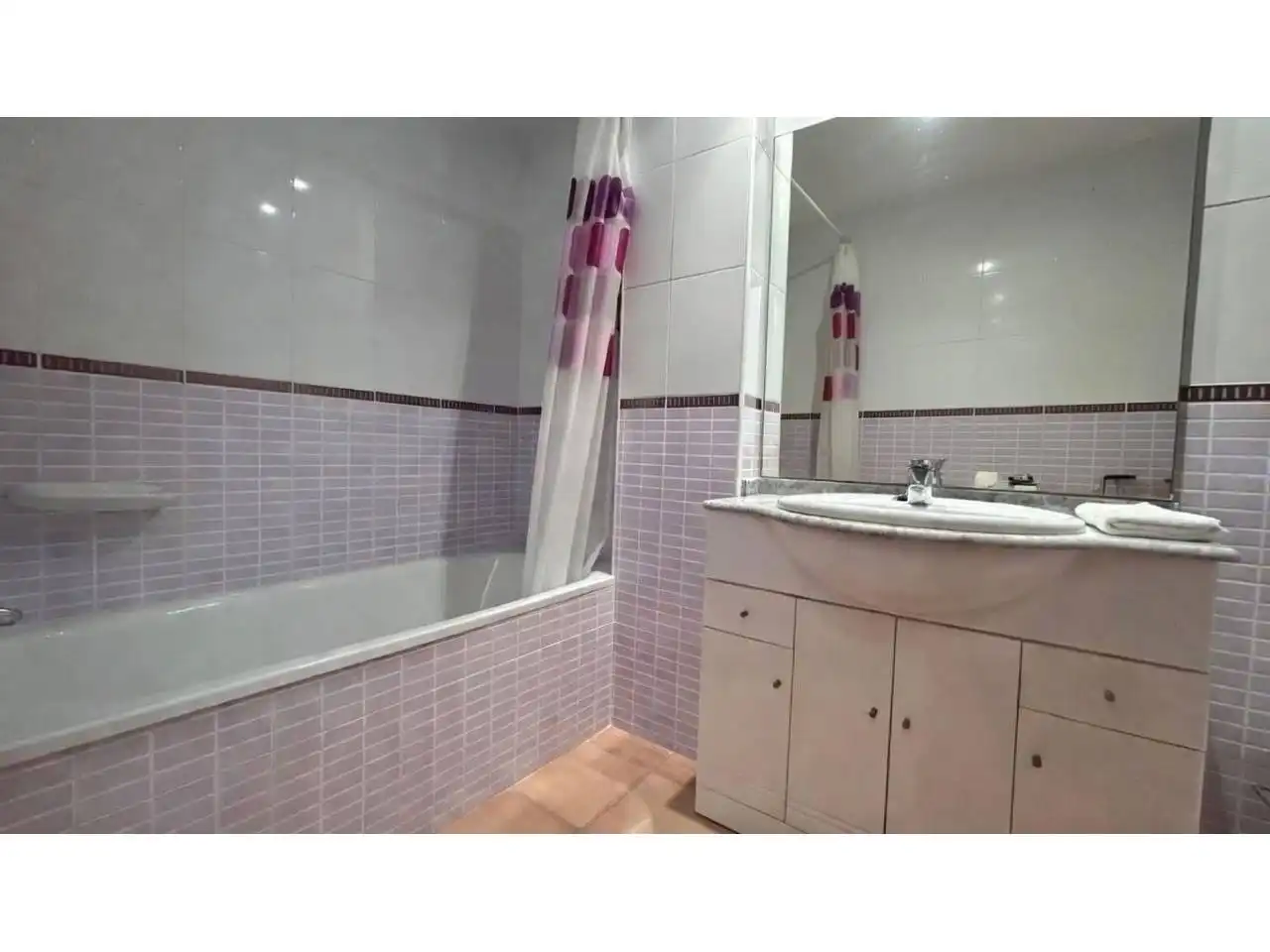 Baño de Apartamento en venta en San Jorge / Sant Jordi con Terraza, Amueblado y Alarma