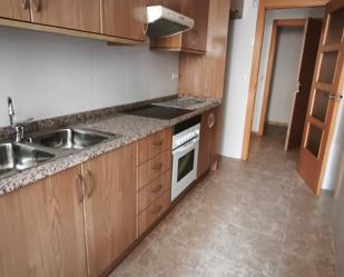 Cuina de Pis en venda en Oropesa del Mar / Orpesa amb Balcó i Piscina comunitària