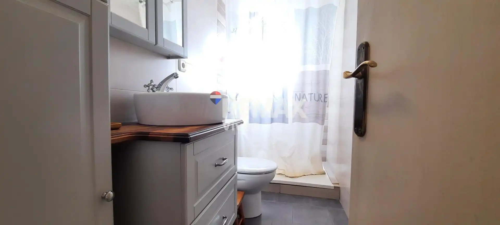 Bany de Àtic en venda en Vilanova i la Geltrú amb Calefacció, Parquet i Terrassa