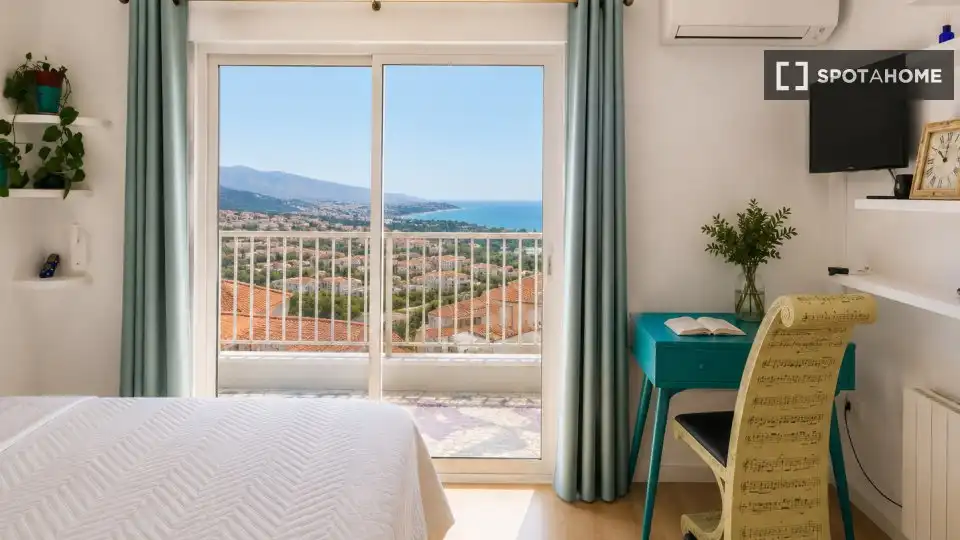Habitación de Piso de alquiler en Montgat con Aire acondicionado, Calefacción y Amueblado