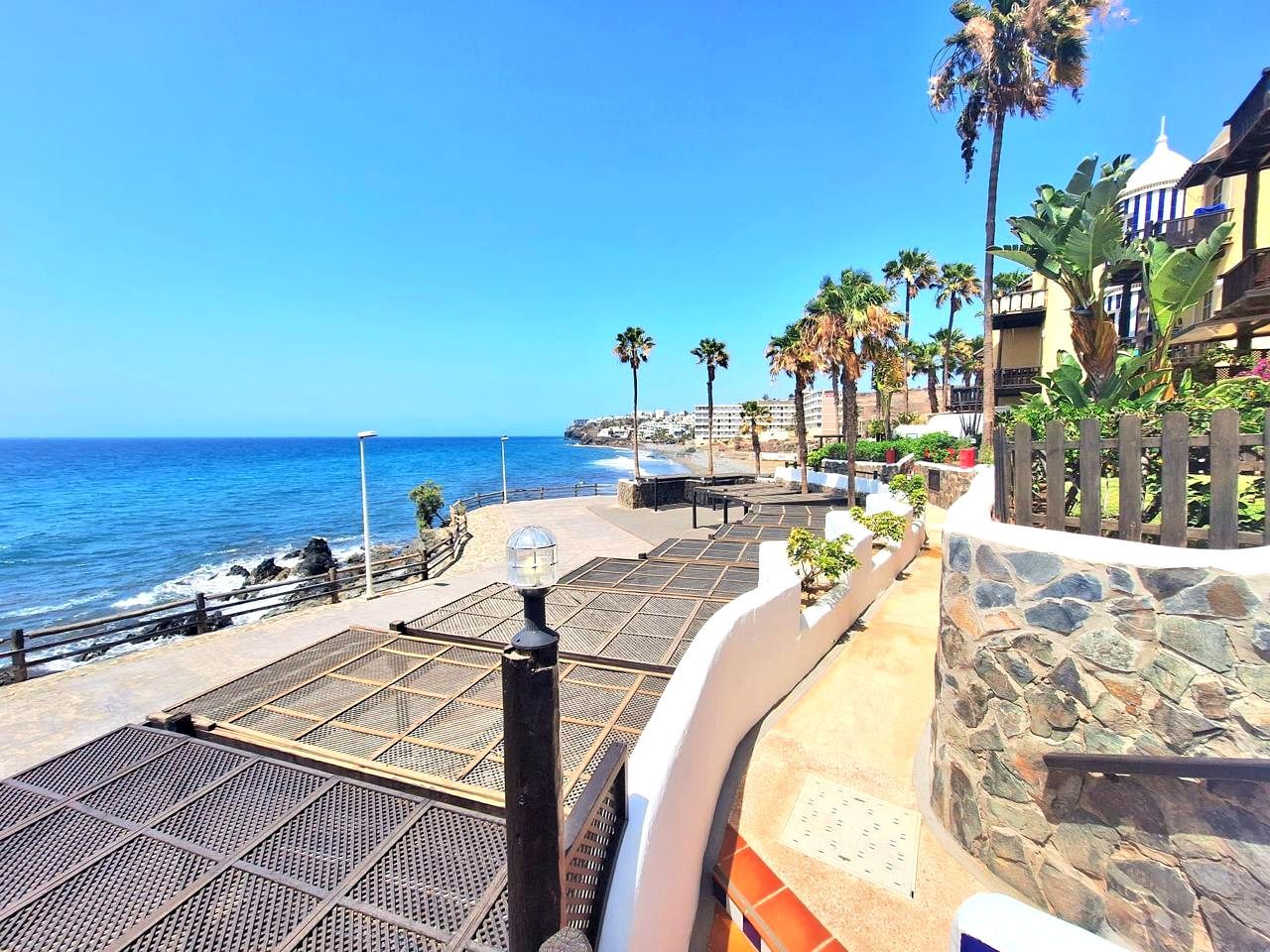 Planta baja for sale in San Bartolomé de Tirajana  with Air Conditioner, Terrace and Swimming Pool