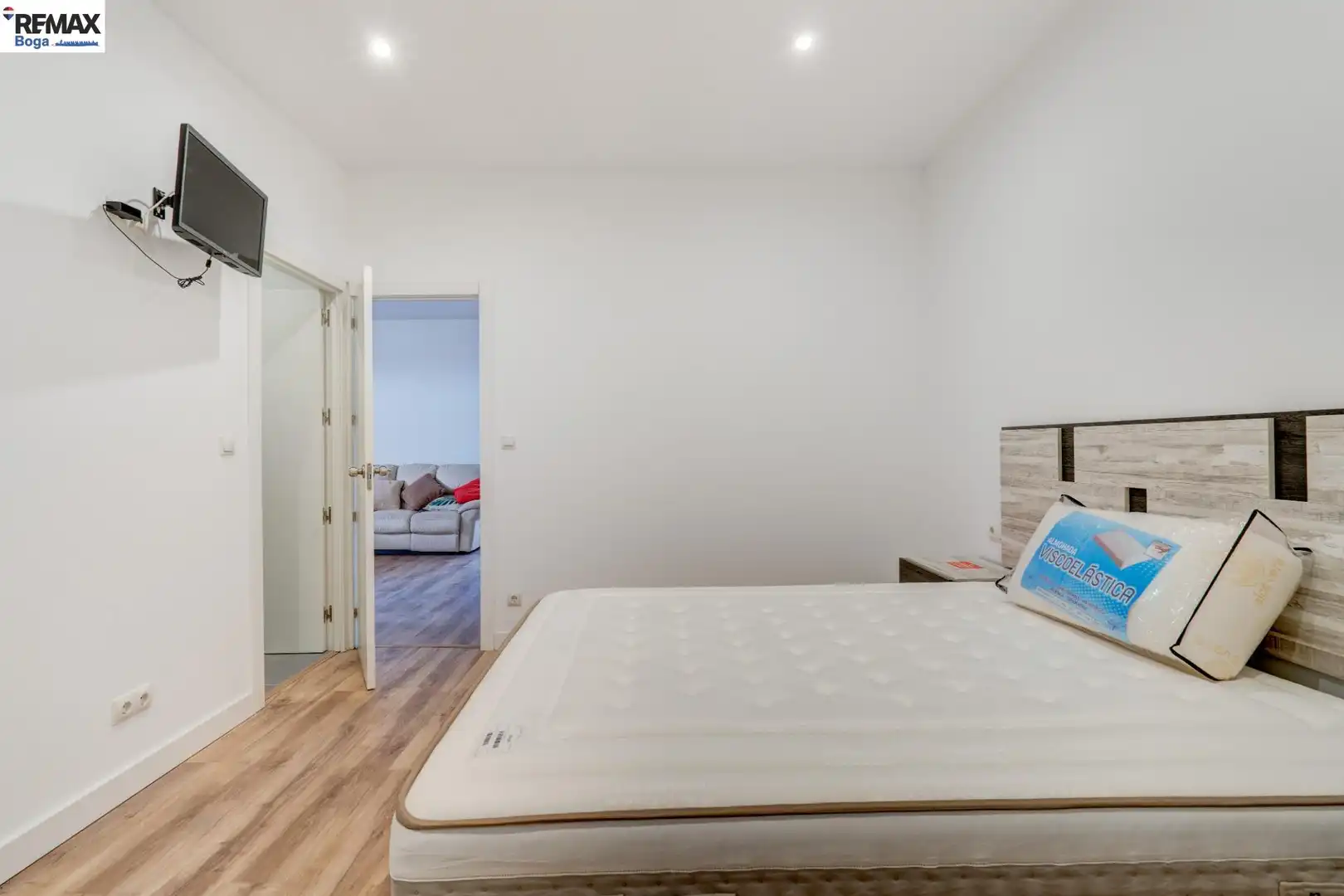 Bedroom of Commercial properties for sale in Cordovín  with Furnished