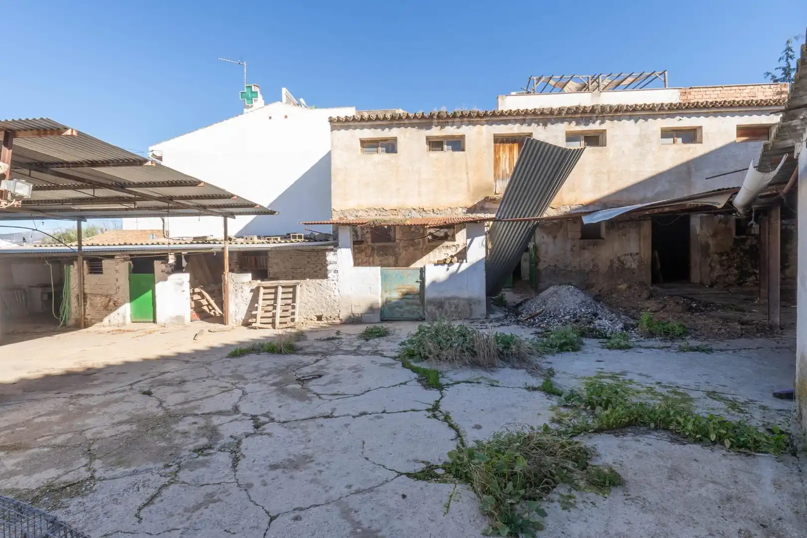 Vista exterior de Casa adosada en venta en Albolote