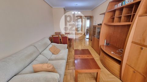 Foto 5 de Piso de alquiler en Maria Moliner, Villimar - V1 - V2 - S3 - S4 - San Cristobal, Burgos Capital