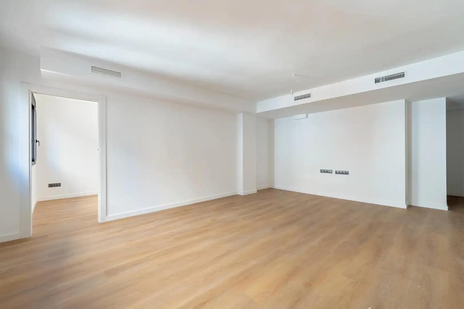 Flat for sale in Tarragona  with Air Conditioner and Heating