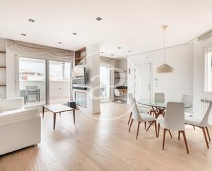 Exterior view of Attic to rent in  Madrid Capital  with Air Conditioner, Heating and Terrace
