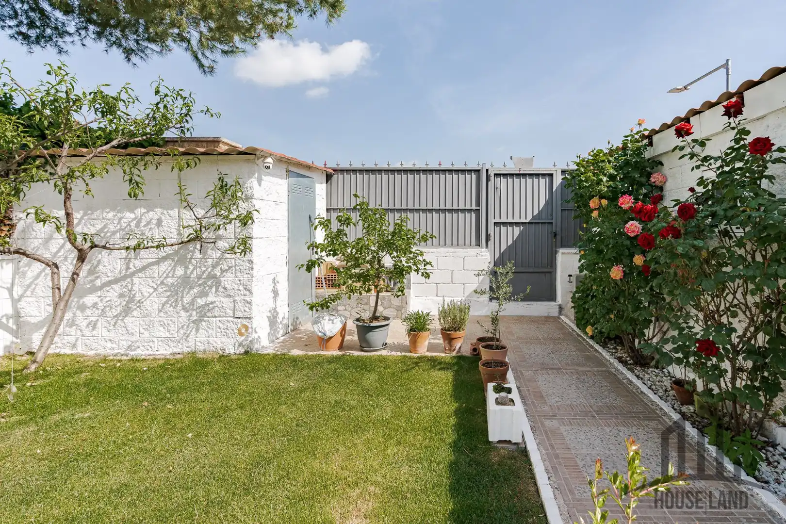 Jardín de Casa adosada en venta en Meco con Aire acondicionado, Calefacción y Trastero