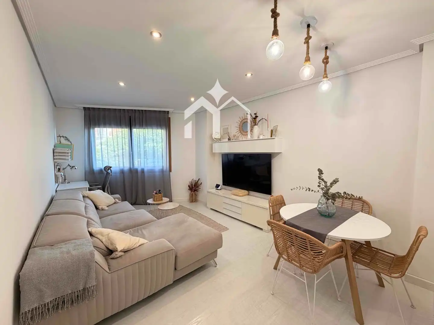 Sala de estar de Piso en venta en Moaña con Calefacción, Trastero y Piscina