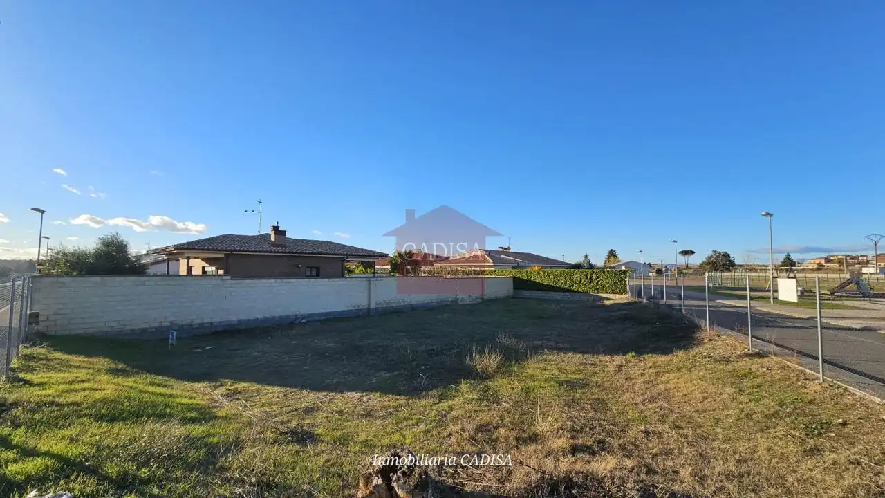 Residential land for sale in Villamayor, imagen 5