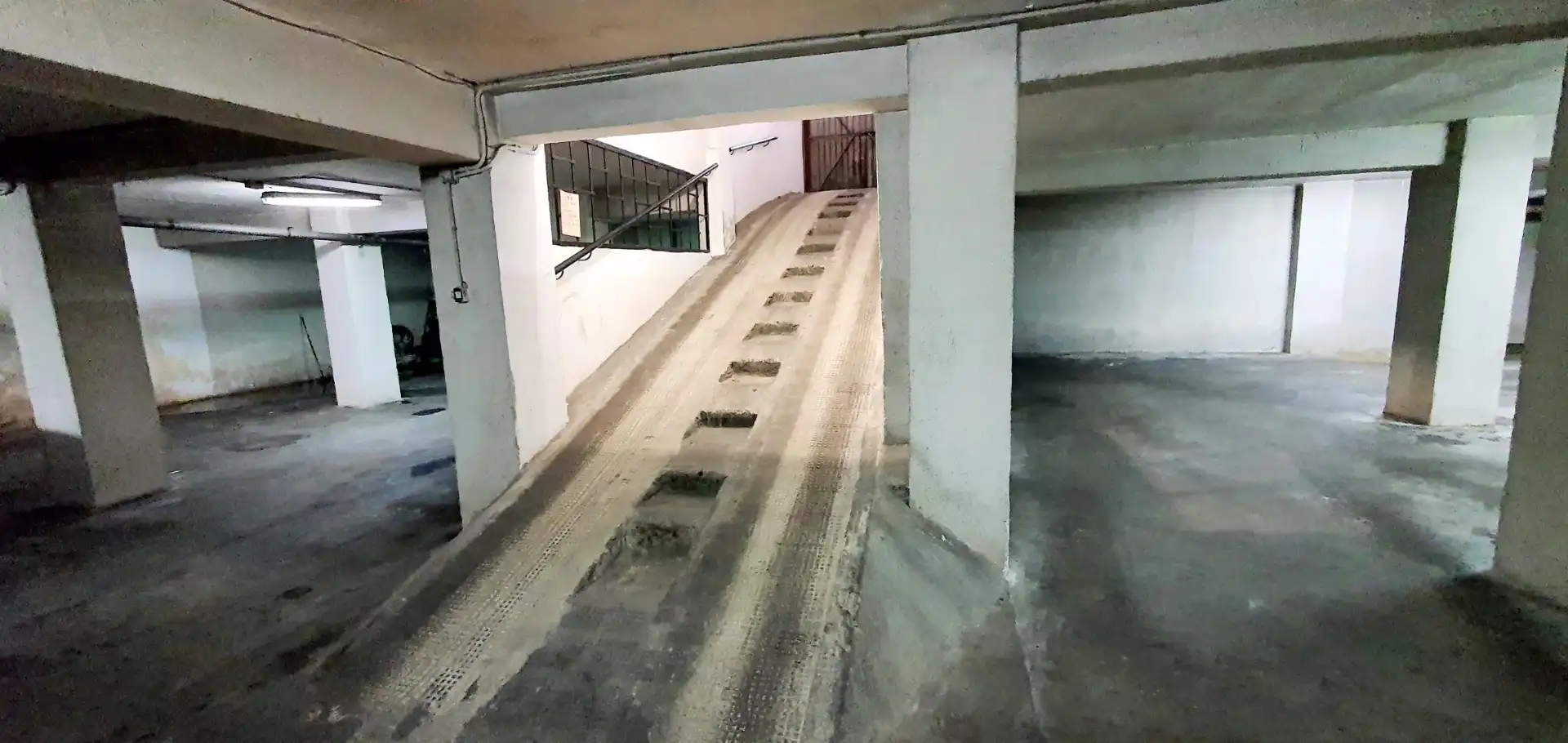 Parking de Garaje de alquiler en Valencia