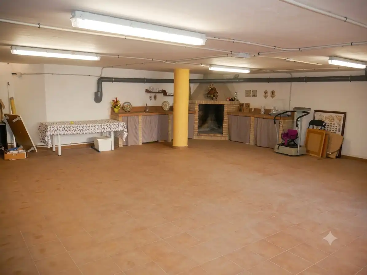 Casa adosada en venda en Sagunto / Sagunt amb Aire condicionat, Calefacció i Jardí privat