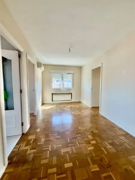 Bedroom of Flat for sale in Carabanchel