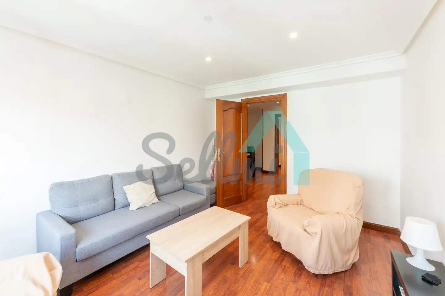 Sala de estar de Piso en venta en Oviedo  con Calefacción
