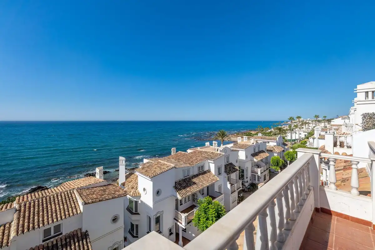 Maison mitoyenne avec piscine à vendre à Riviera del Sol