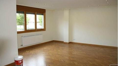 Foto 4 de Planta baixa en venda a Paseo del Prior, Universidad,  Logroño