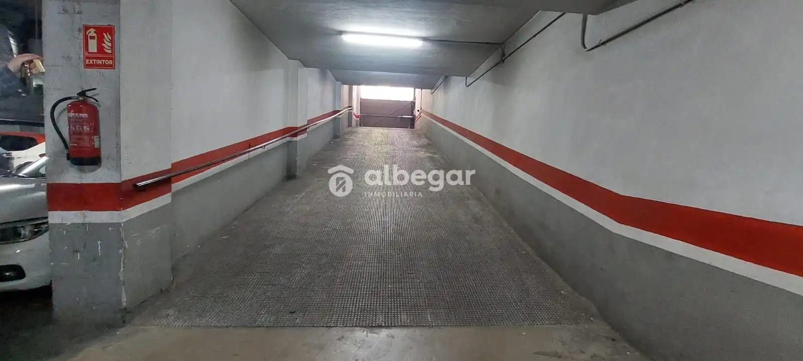 Parkplatz von Garage zur Miete in Valencia